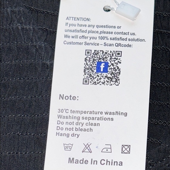 Elegant Black Midi Dress - Picture 13 of 15